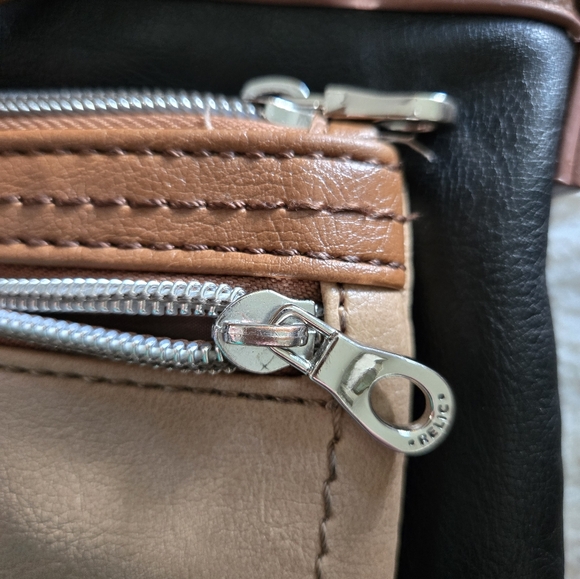 Relic Women's Tan and Black Crossbody Bag Casual - Picture 4 of 9
